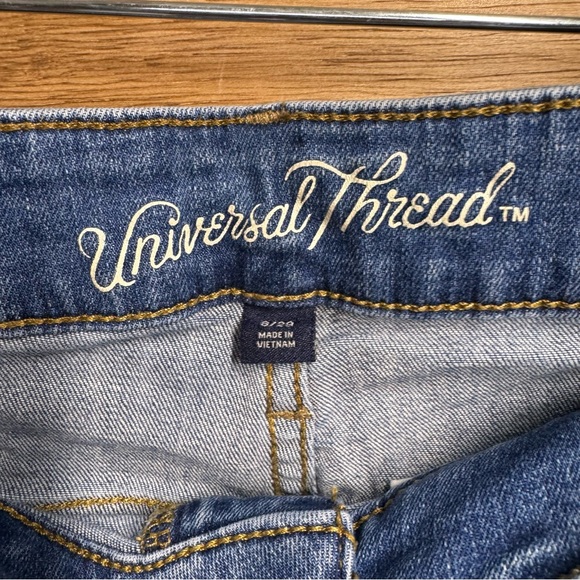 Universal Thread Ripped Blue Jean Shorts - Picture 2 of 6